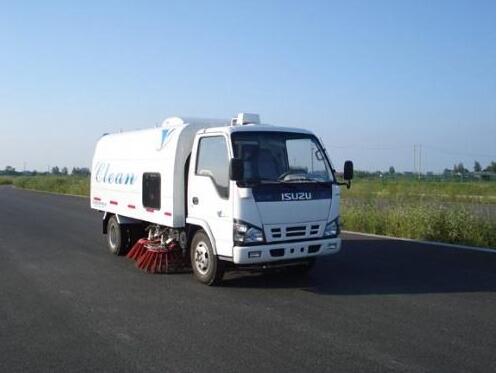 四招選定環(huán)衛(wèi)掃路車