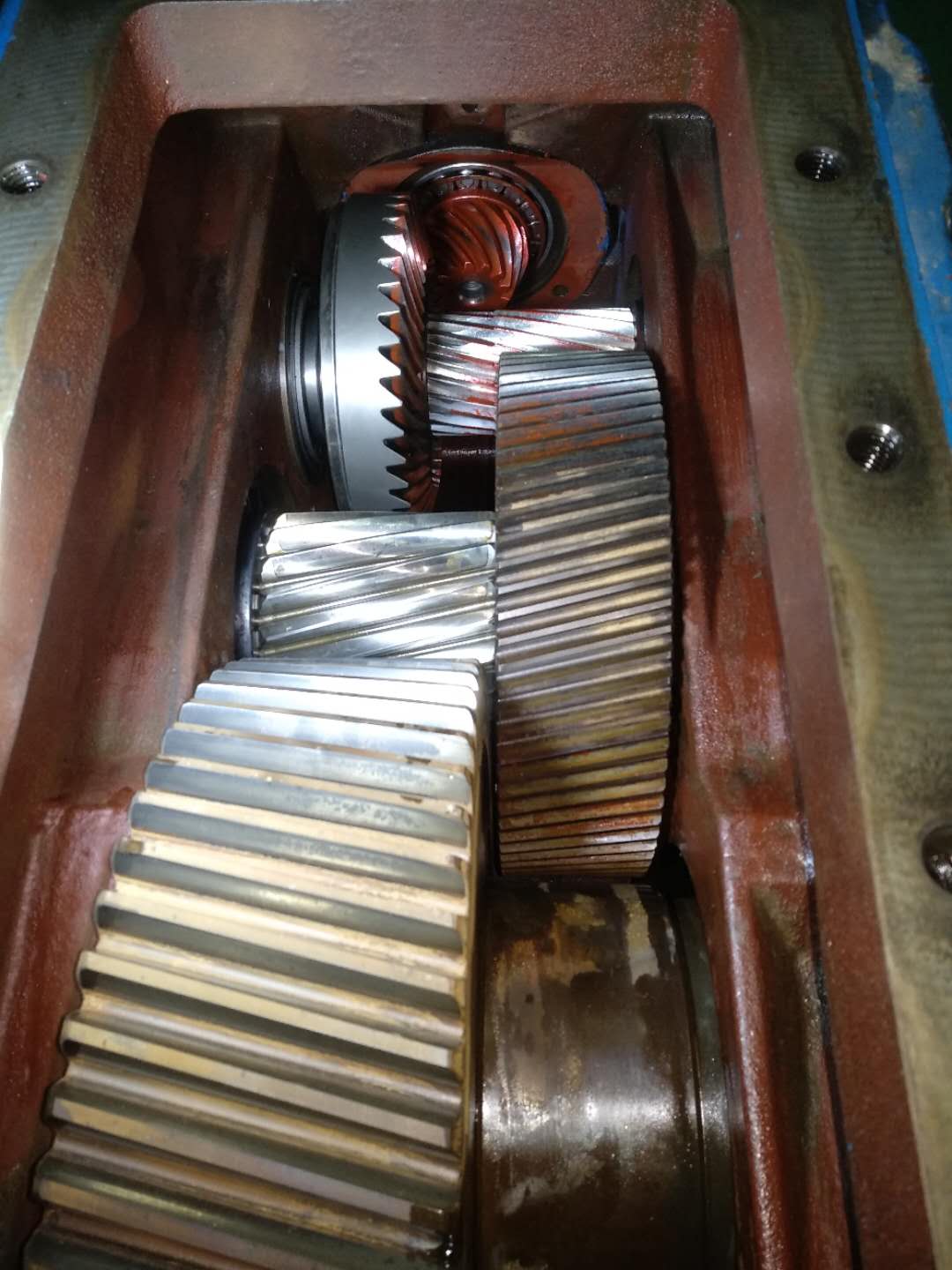 進口減速機11